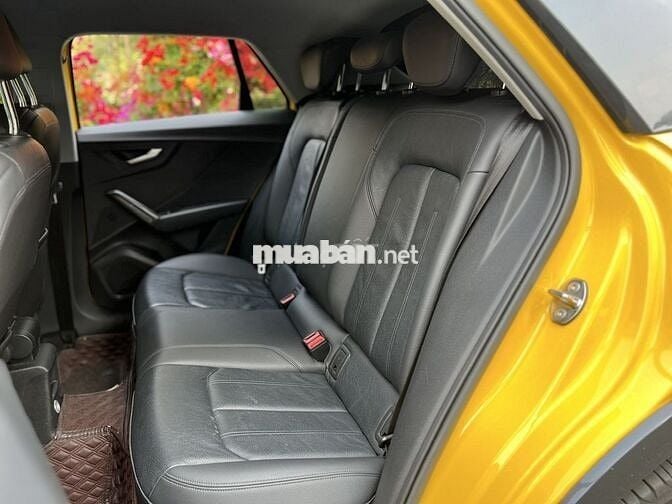 AUDI Q2 2019 – MÀU VÀNG…XE NHỎ ĐI GIA ĐÌNH