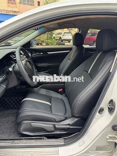 Honda Civic 2019 E 1.8 AT - 46000 km