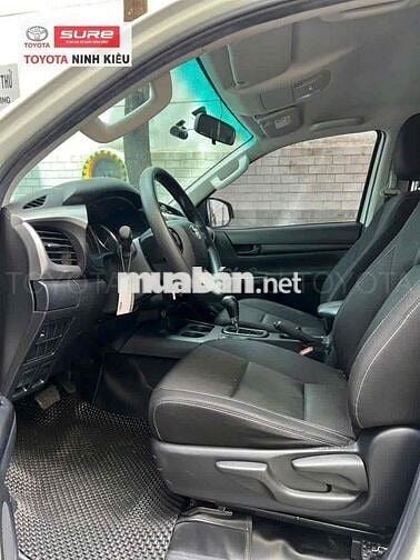 Toyota Hilux 2021 2.4E 4x2 AT - 50000 km