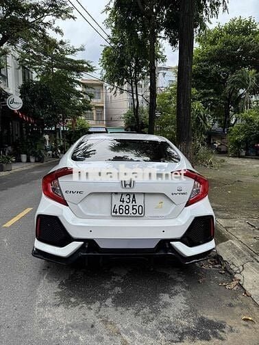 Honda Civic 2019 E 1.8 AT - 46000 km