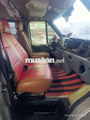 Xe 16 chỗ hạ tải