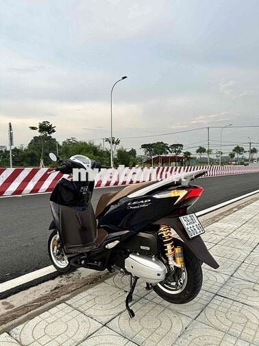 Lead 125i Premium phuộc Ohlin, đèn led 2020