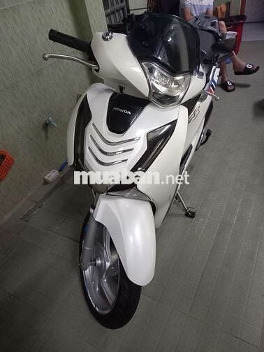 Cần bán xe SH 150i đời 2017