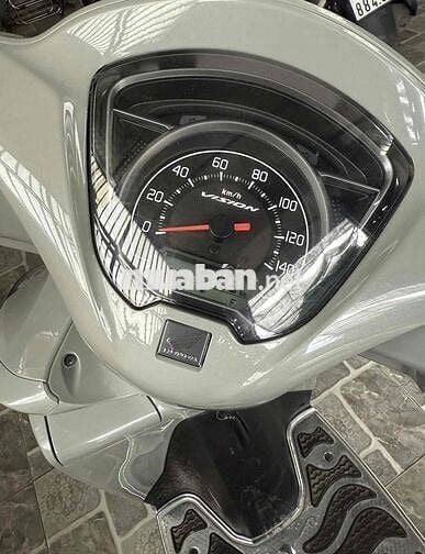 Vision phiên bản Sport xám đặc biệt