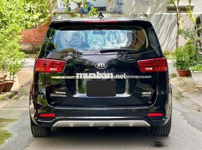 KIA SEDONA LUXURY 2.2 FULL DẦU 2021 ODO 51.000km