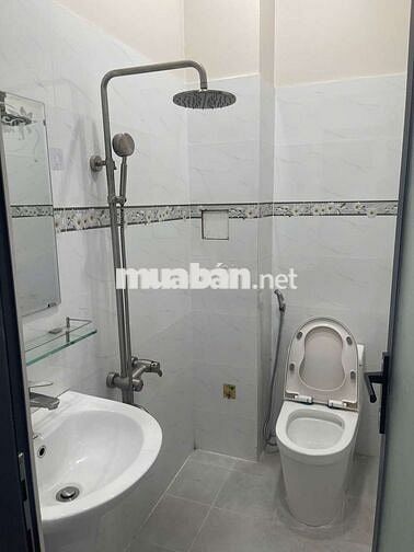 CHO THUÊ NHÀ HẺM 631 LÊ ĐỨC THỌ P16 4PN 4WC