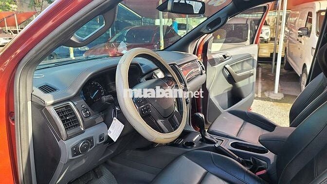 Xe Ford Everest 2.2L Titanium 2016, Chất Xe Đẹp