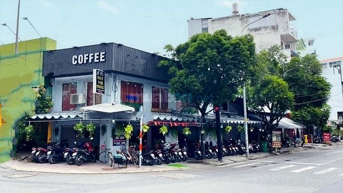SANG QUÁN CAFE CĂN GÓC 2 MẶT TIỀN 