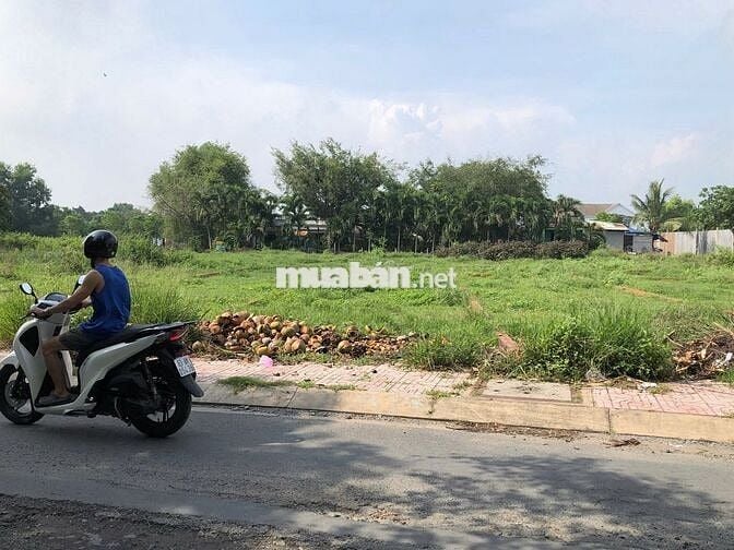 Tối bán gấp lô đất 130m2 giá 1tỷ4 đường Hồ Văn Tắng xã Tân Phú Trung