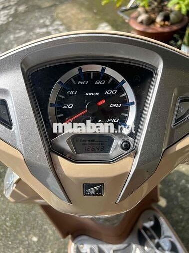 Honda Lead  xe zin êm đăng ký 2016