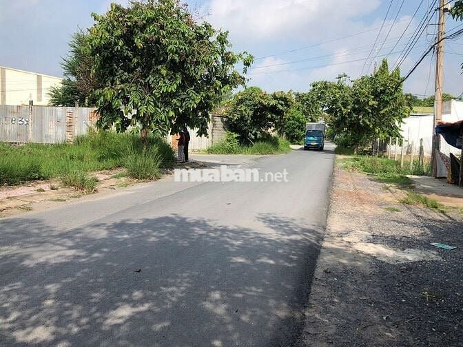 Tối bán gấp lô đất 130m2 giá 1tỷ4 đường Hồ Văn Tắng xã Tân Phú Trung