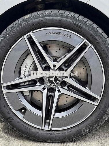 Mercedes Benz C Class C300 V2 AMG 2025 siêu lướt