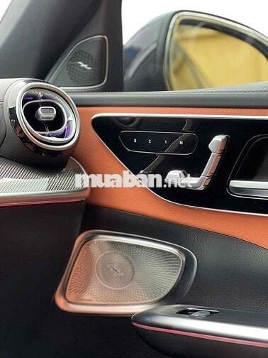 Mercedes Benz C Class C300 V2 AMG 2025 siêu lướt