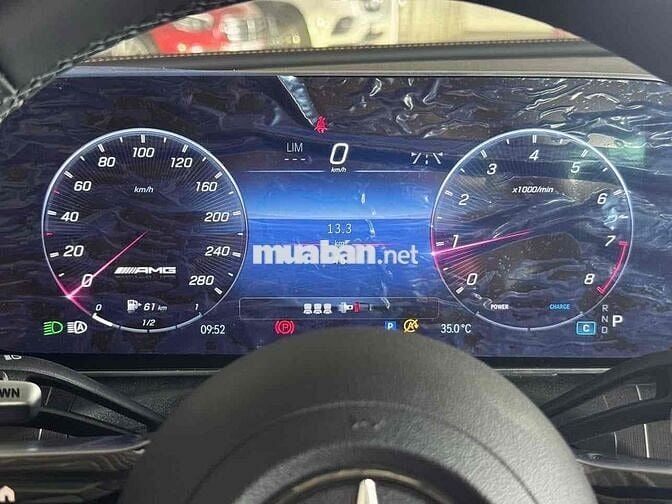 Mercedes Benz C Class C300 V2 AMG 2025 siêu lướt