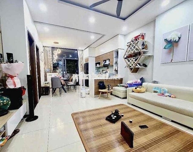 Căn hộ 2pn KĐT Tràng An Cầu Giấy