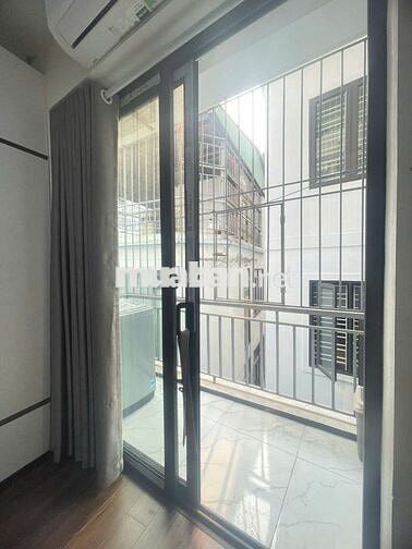 Siêu phẩm CCMN 25-30m2 Full đồ. Ban công, máy giặt tại Khương Đình