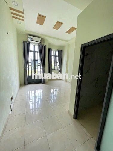 NHÀ ĐẸP 2 TẦNG, 2 MẶT TIỀN HẺM XE HƠI THÔNG, (4X14)M2, 4,38 TỶ CÒN TL