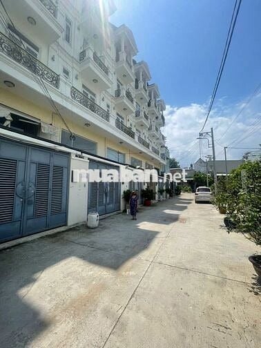 Cần bán gấp nhà hẻm xe hơi đường Lê Đức Thọ , Quận Gò Vấp