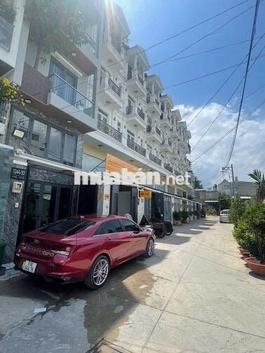 Cần bán gấp nhà hẻm xe hơi đường Lê Đức Thọ , Quận Gò Vấp