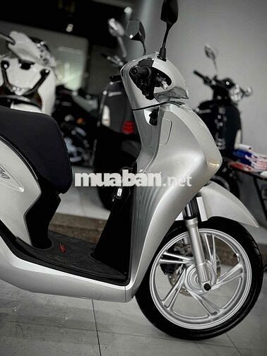 Sh125 2024 Odo8k Lướt chính chủ ký