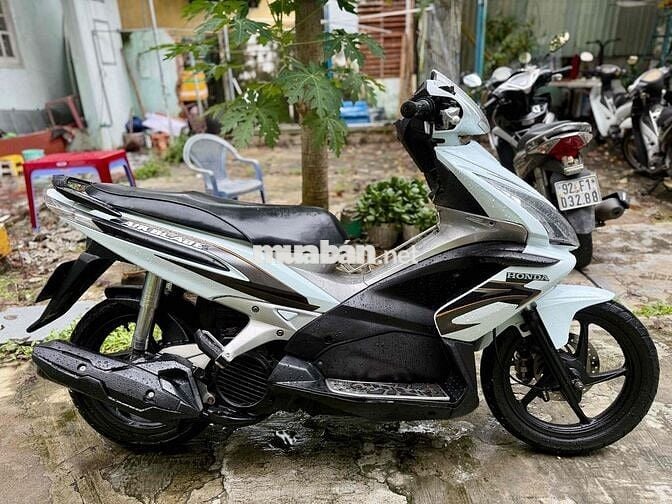 Ab trắng 2đèn biển43. Máy rin ngon chính chủ.