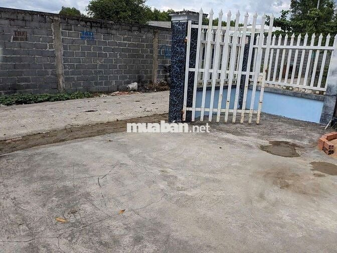 BÁN LÔ ĐẤT NĂM NGAY TRUNG TÂM PHÚ MỸ, CÓ NHÀ CẤP4, VÀ 5 PHÒNG TRỌ