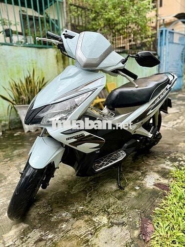 Ab trắng 2đèn biển43. Máy rin ngon chính chủ.