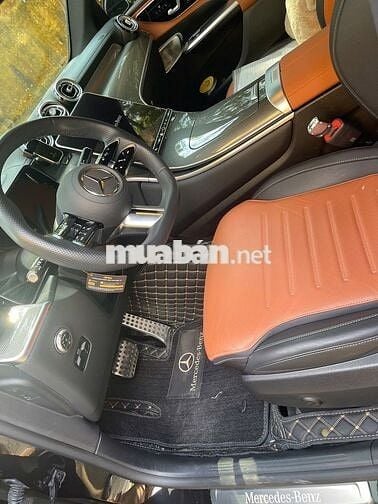 Mercedes Benz GLC 2023 300 4Matic - 17000 km