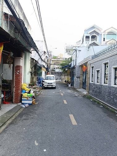 Dt: 4x16, Hẻm xe hơi đường Gò Xoài, nhà cấp 4