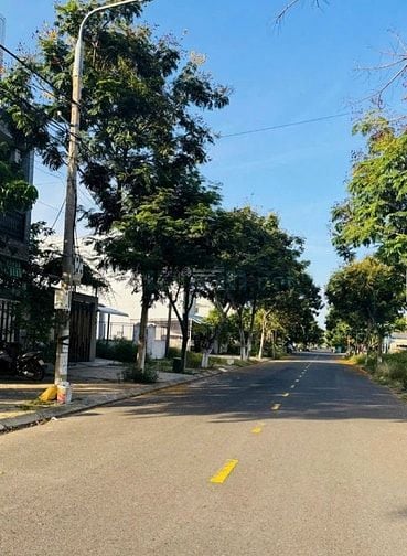 BÁN CẶP ĐẤT BIỂN 180M2 ĐƯỜNG VÕ VĂN ĐỒNG , TÂN TRÀ, NGŨ HÀNH SƠN~75tr/