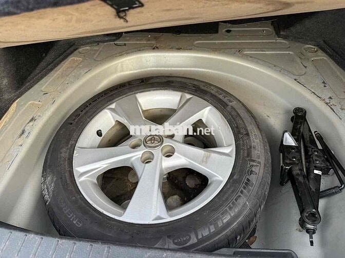 Toyota Corolla Altis 2011 2.0V - 145000 km