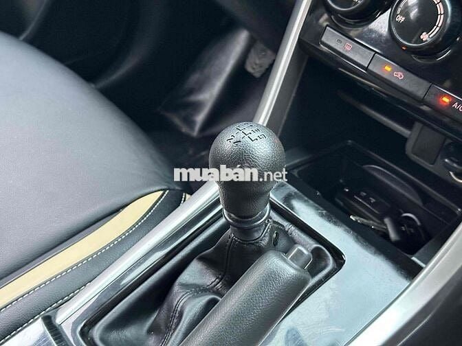 Xe 7 Chỗ Xpander 1.5 2021 Số Sàn Chạy 6v8km