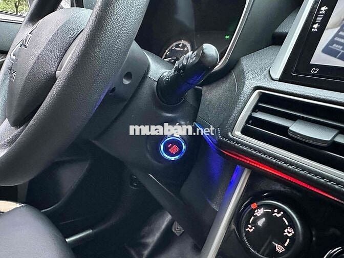 Xe 7 Chỗ Xpander 1.5 2021 Số Sàn Chạy 6v8km