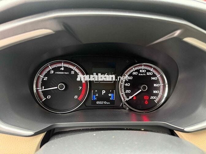 Xpander AT số tự động chạy lướt