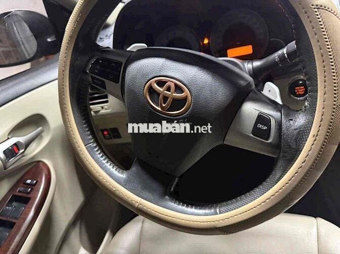 Toyota Corolla Altis 2011 2.0V - 145000 km