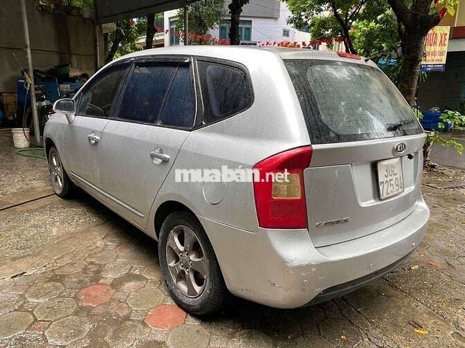 Kia Carens 2010 số sàn 125tr