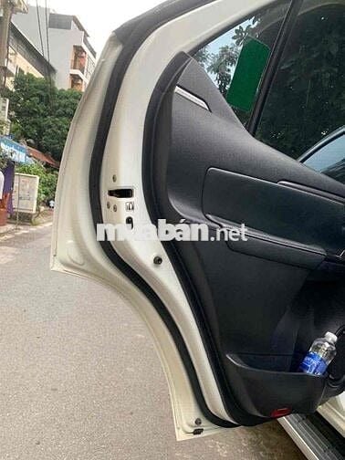 Xe Toyota Fortuner 2.4L 4x2 AT 2023