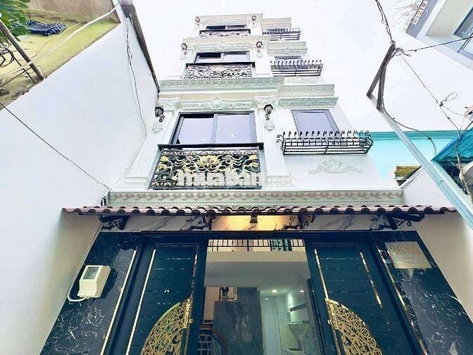 NHÀ 5 TẦNG BTCT MỚI KENG – FULL NỘI THẤT CAO CẤP – 3PN KHÉP KÍN