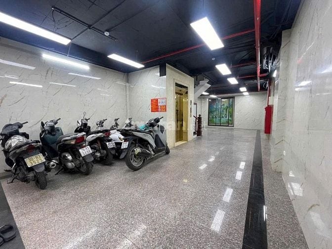 BÁN CH DÒNG TIỀN MẶT PHỐ THỊNH QUANG, ĐỐNG ĐA, DT 93M2X9 TẦNG