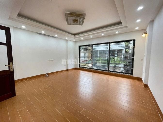 BÁN CH DÒNG TIỀN MẶT PHỐ THỊNH QUANG, ĐỐNG ĐA, DT 93M2X9 TẦNG