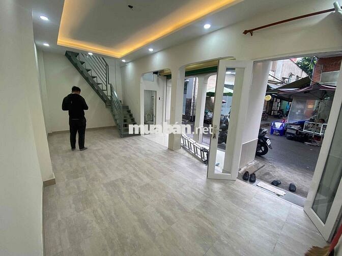 Cho thuê mb 1 trệt 1 lầu mới ngay khu Phan Đình Phùng