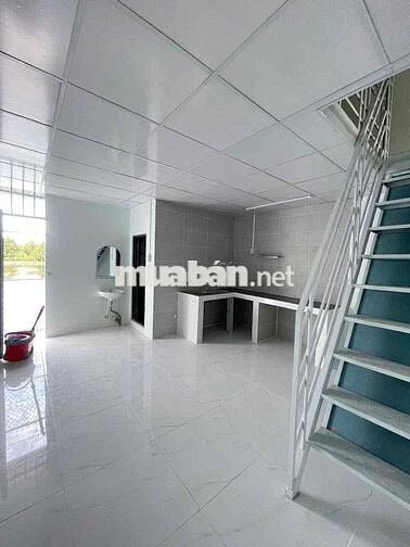 NHÀ MỚI 3 PHÒNG Đ NGUYỄN VĂN TRƯỜNG