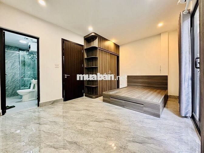 Nhà mới cho gia đình trẻ, 6 tầng thang máy, 3 ngủ, vài bước ra ô tô