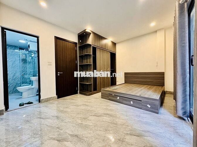 Nhà mới cho gia đình trẻ, 6 tầng thang máy, 3 ngủ, vài bước ra ô tô