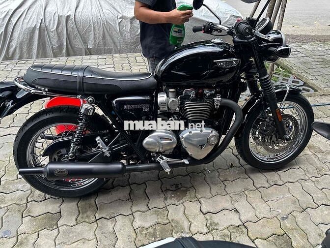 triumph t120 black date 2017