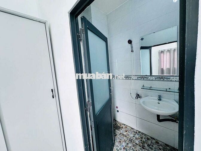 Cho thuê Phòng Ban Công Full NT Khu Dân Cư Nam Long, Khu Chế Xuất