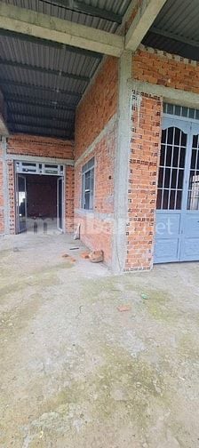 Kinh tế Khó Khăn CHủ Cần bán nhanh Căn nhà ngay Trang Bàng 217m2 SHR