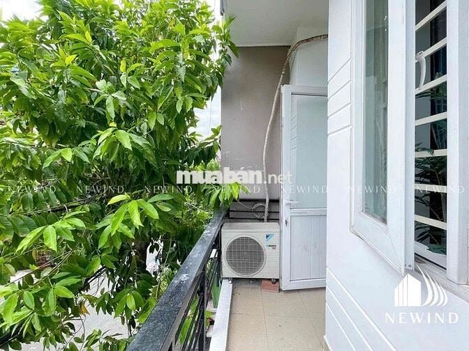 🔥 CĂN HỘ BAN CÔNG SIÊU ĐẸP, TÁCH BẾP RIÊNG, FULL NỘI THẤT TÂN QUY, Q7