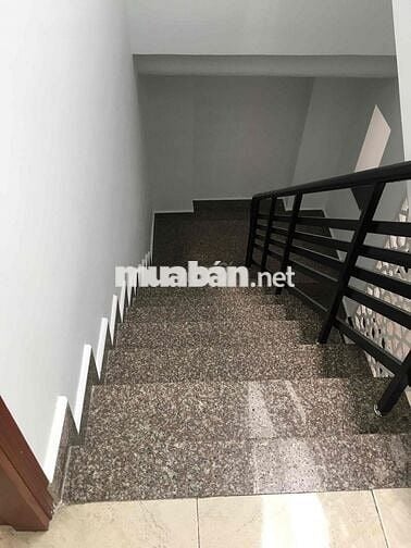 nhà phan huy ích 4pn 4wc 1pk 2 bếp, dtsd 185m2