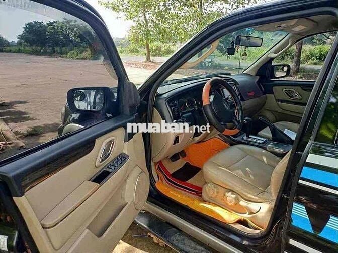 xe 5 chổ 2 cầu điện gầm cao cực mới máy so rin